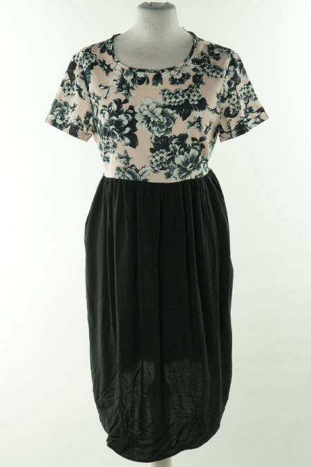 Sukienka czarna z jasnoróżowa kwiecistą górą