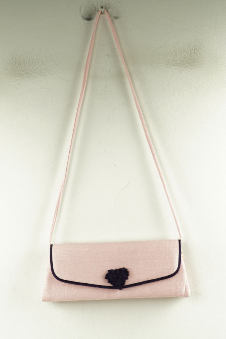 Torebka różowa z granatowymi kwiatami
