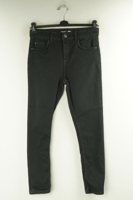 Spodnie czarne jeansowe