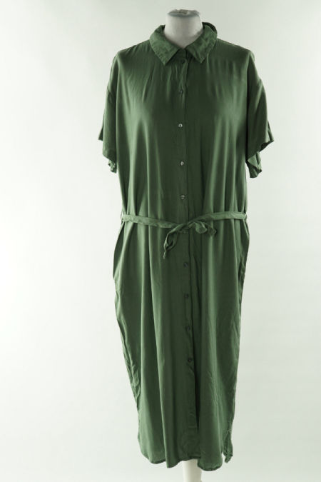 Sukienka oliwkowa z paskiem