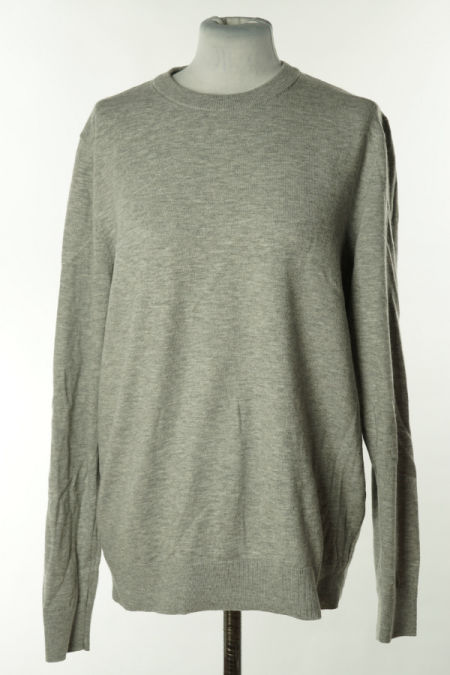 Sweter szary z domieszką wełny (10%)