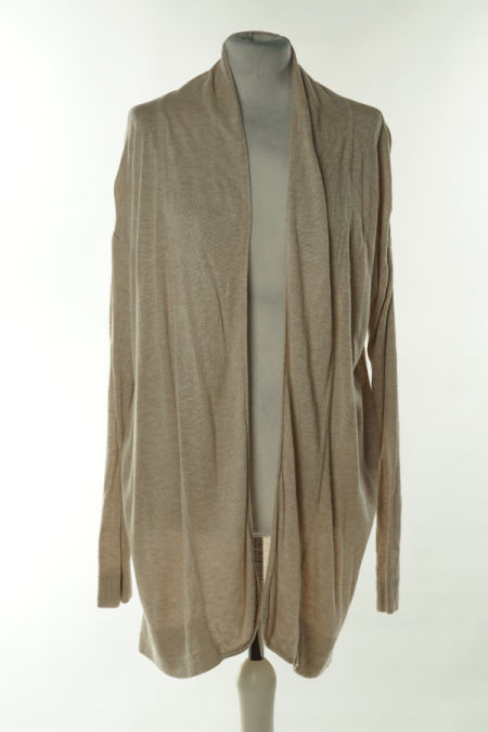 Narzutka sweterkowa beżowa