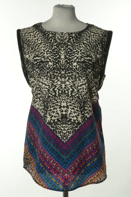 Bluzka wzorzysta na grubych ramiączkach