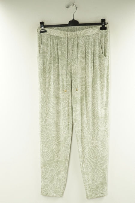 Spodnie zielone w białe ciapki