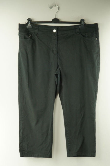 Spodnie czarne jeansowe 3/4