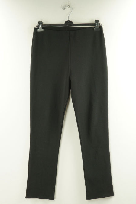 Spodnie czarne prążkowane