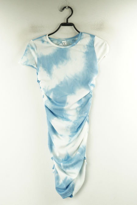 Sukienka biało - niebieska