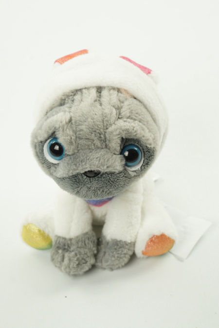 Pluszak biały z kolorowymi uszami