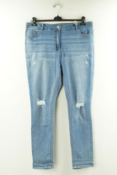 Spodnie niebieskie jeansowe z dziurami i przetarciami