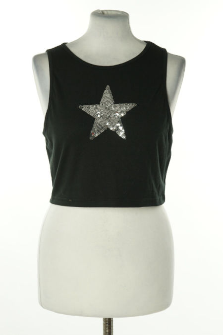 Top czarny z gwiazdką