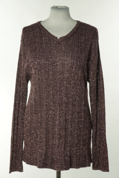 Sweter fioletowy z błyszczącą nitką