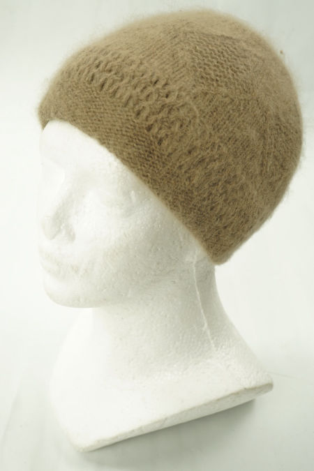 Czapka beżowa