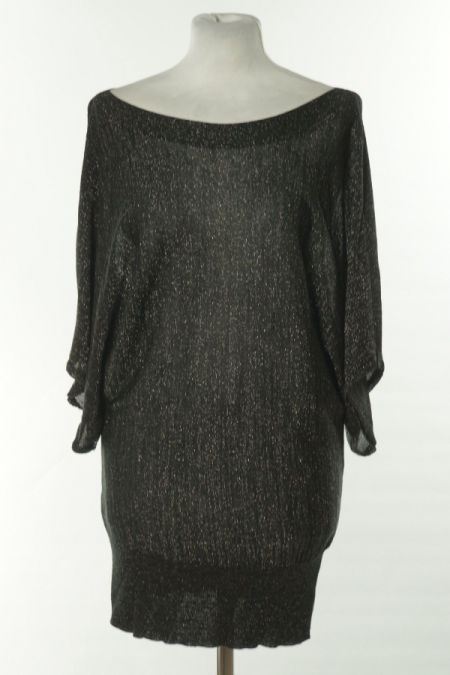 Sukienka sweterkowa czarna ze srebrna nitką
