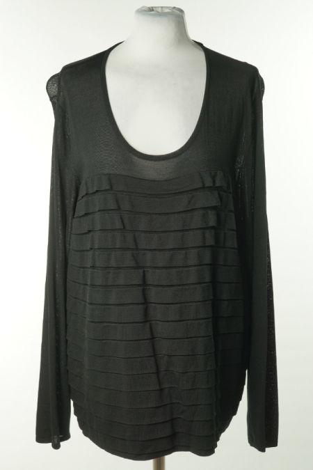 Sweter czarny lekko prześwitujący