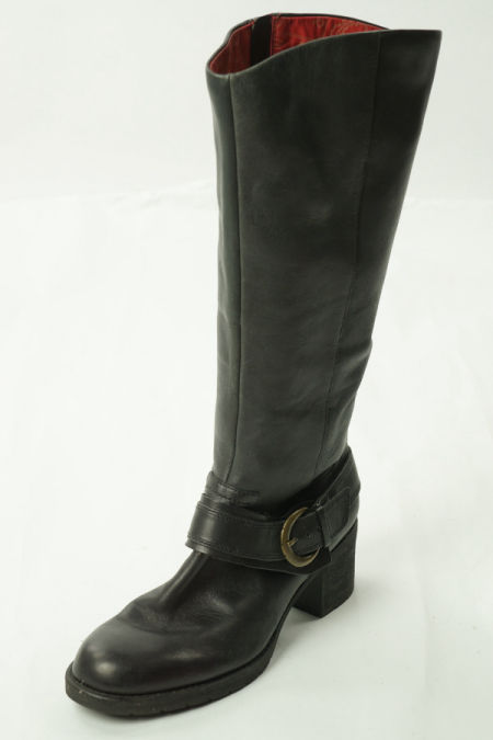 Kozaki czarne z klamrą