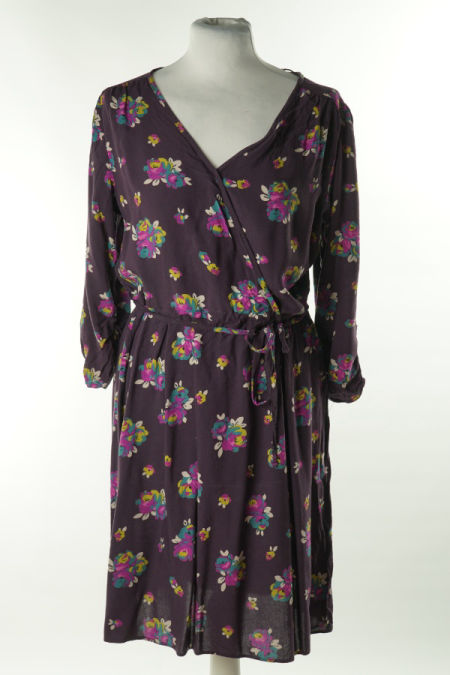 Sukienka fioletowa kopertowa kwiecista