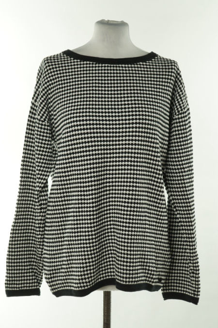 Sweter czarno-biały