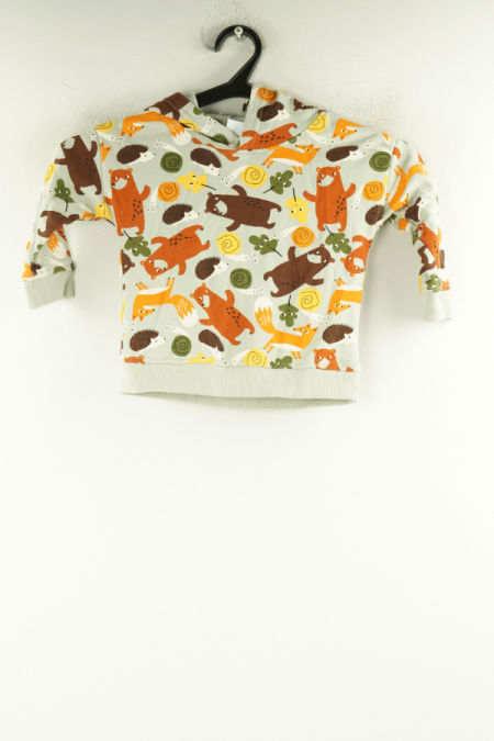 Bluza zielona w zwierzęta i liście