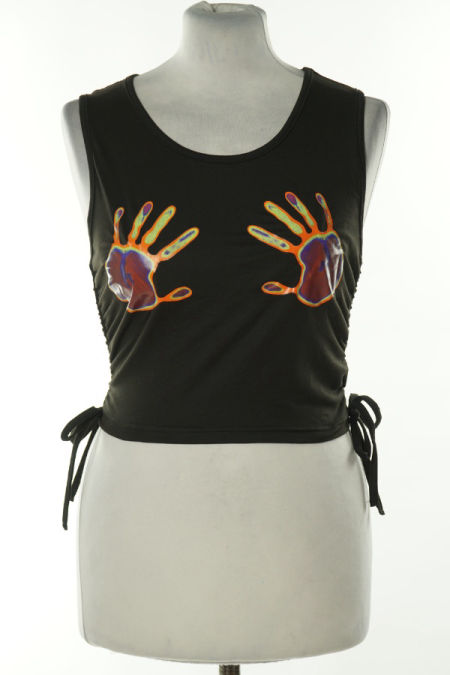 Koszulka czarna dłonie