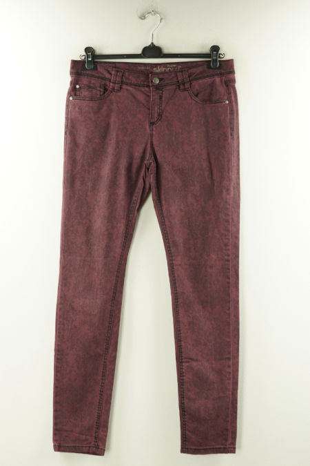 Spodnie bordowo-czarne w kwiaty