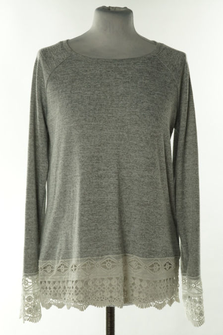 Sweter szary z ażurowym wykończeniem
