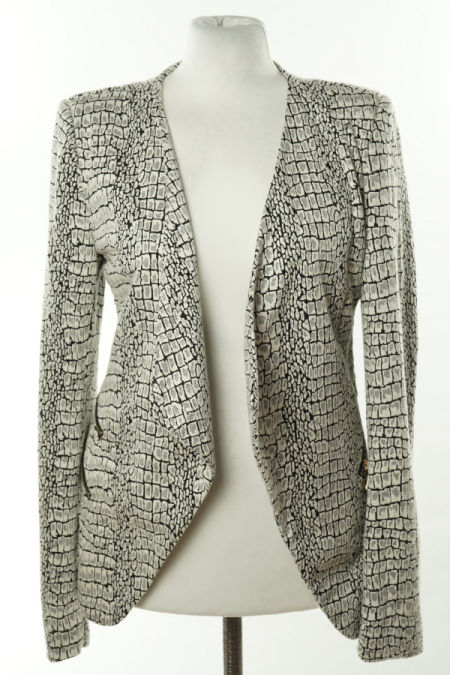 Narzutka biało czarna wzorzysta