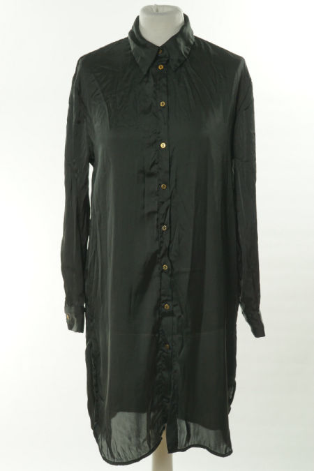 Sukienka koszulowa czarna satynowa Zara