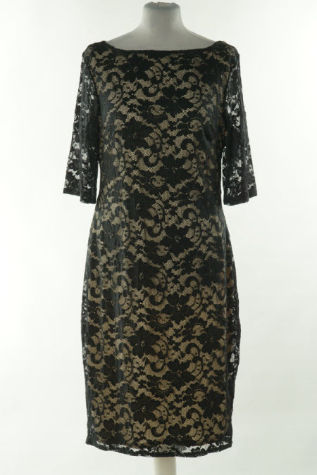 Sukienka beżowa z czarną koronką