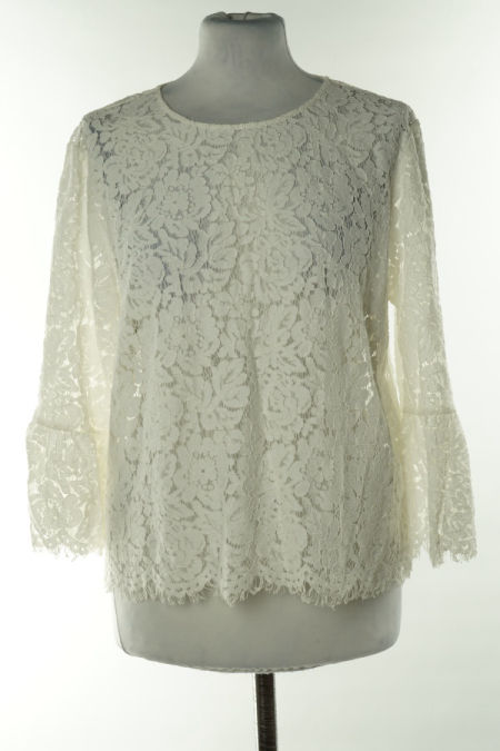 Bluzka biała w białe koronkowe kwiaty 