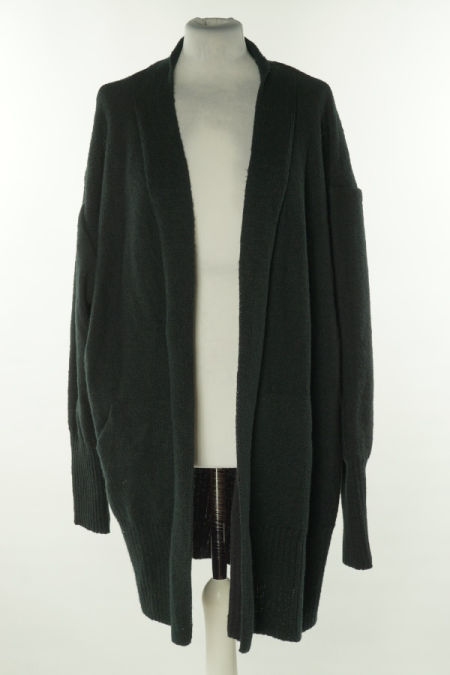 Narzutka sweterkowa czarna