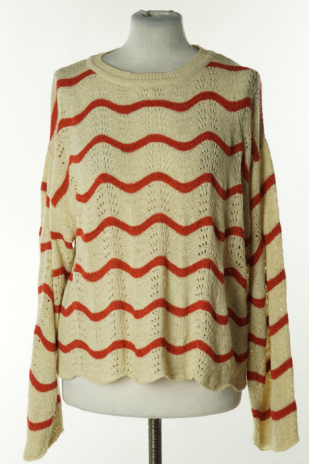 Sweter beżowy w rude fale
