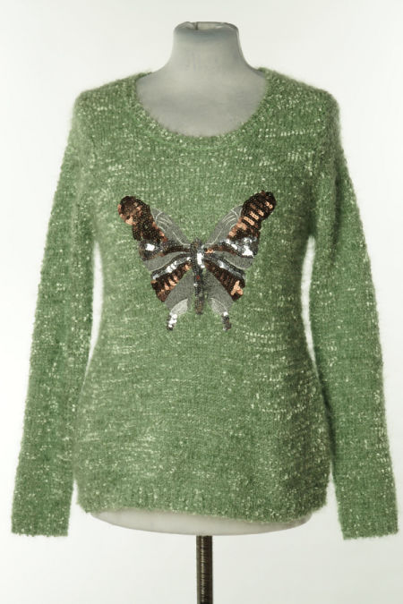 Sweter zielony z cekinowym motylem