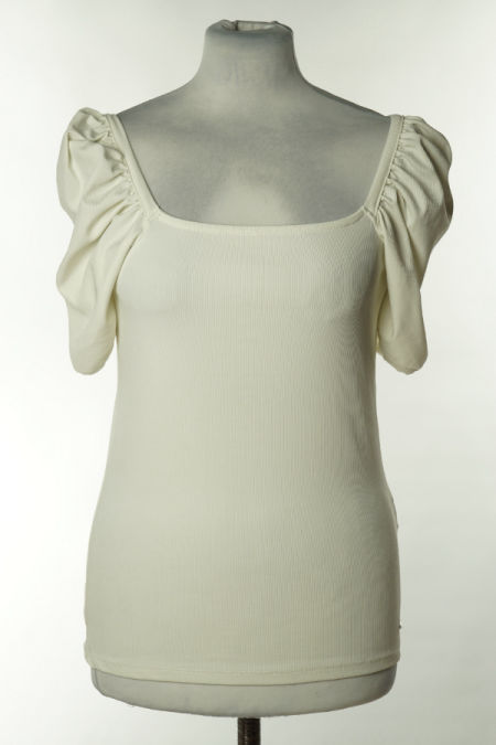 Kowszulka białą prążkowana