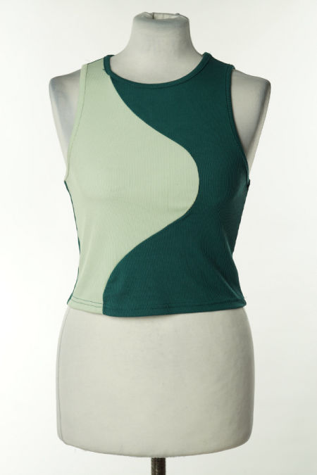 Koszulka w odcieniach zieleni