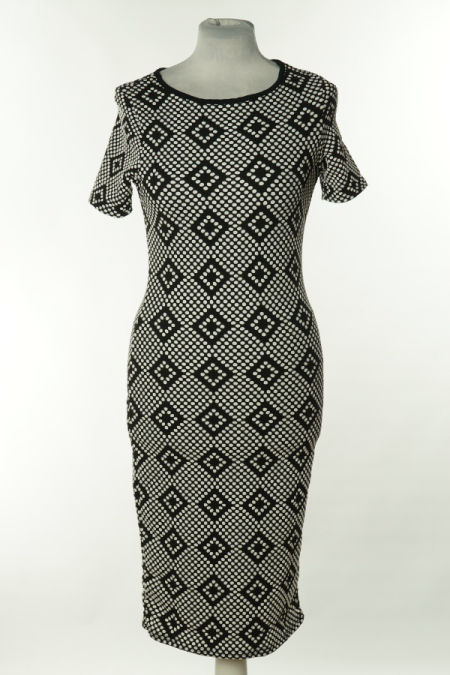 Sukienka czarna w białe kropki