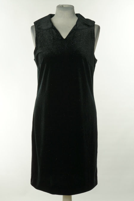 Sukienka czarna welurowa połyskująca