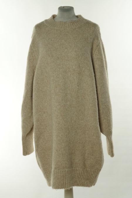 Sukienka beżowa sweterkowa
