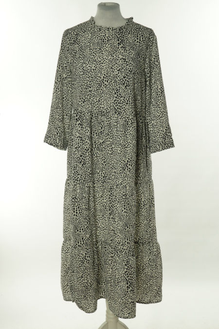 Sukienka biała w czarne wzory