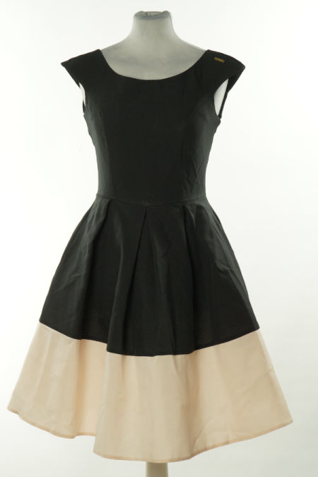 Sukienka czarna z kremowym pasem