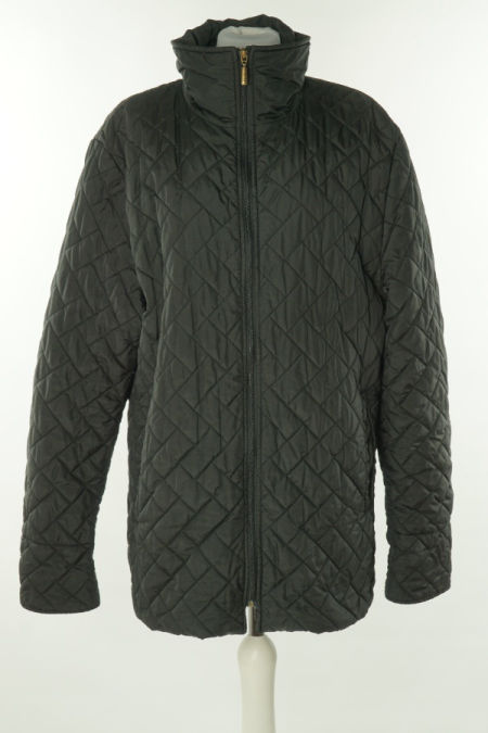 Kurtka czarna cienka pikowana