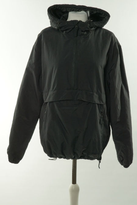 Kurtka czarna z kapturem