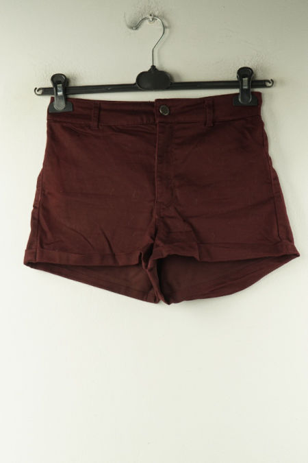 Krótkie spodenki bordowe jeansowe