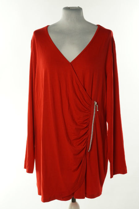 Bluzka czerwona z kopertowym dekoltem i suwakiem