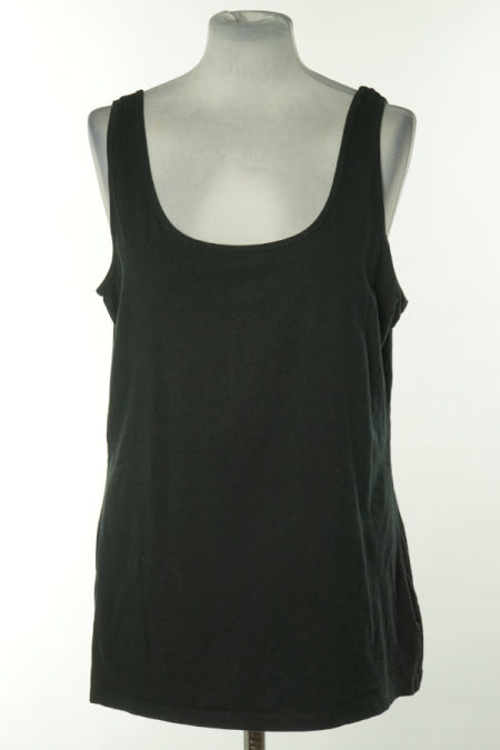 Koszulka czarna na cienkich ramiączkach