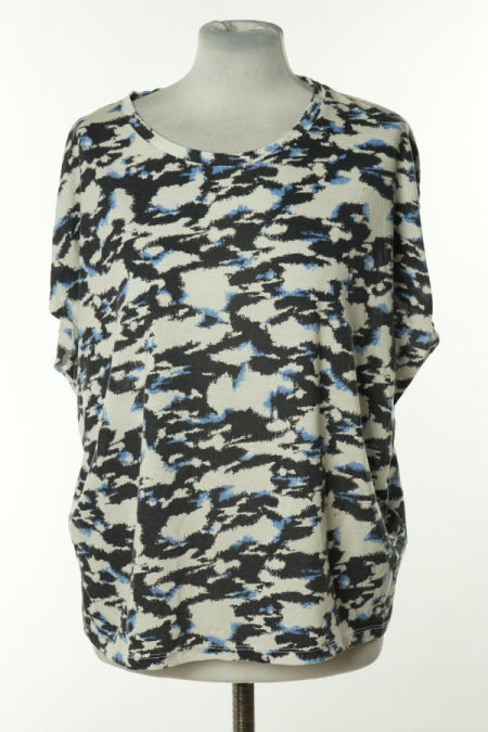 Koszulka biała w czarno-niebieskie ciapki