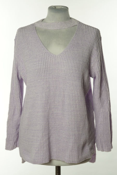 Sweter liliowy z chokerem