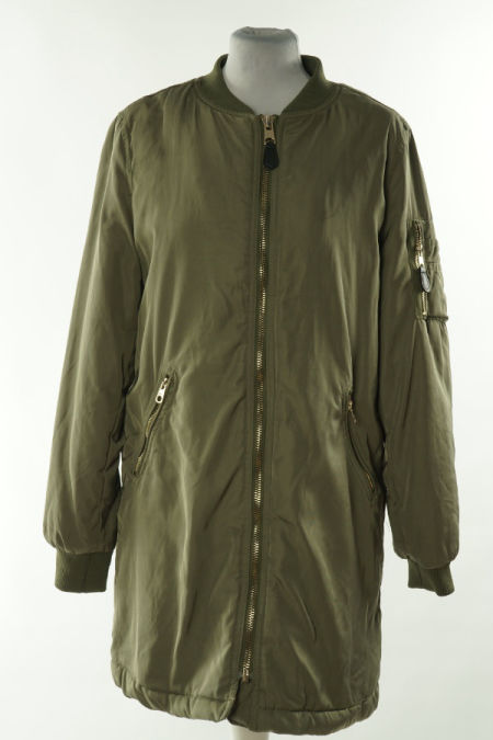 Płaszcz oliwkowy, BERSHKA