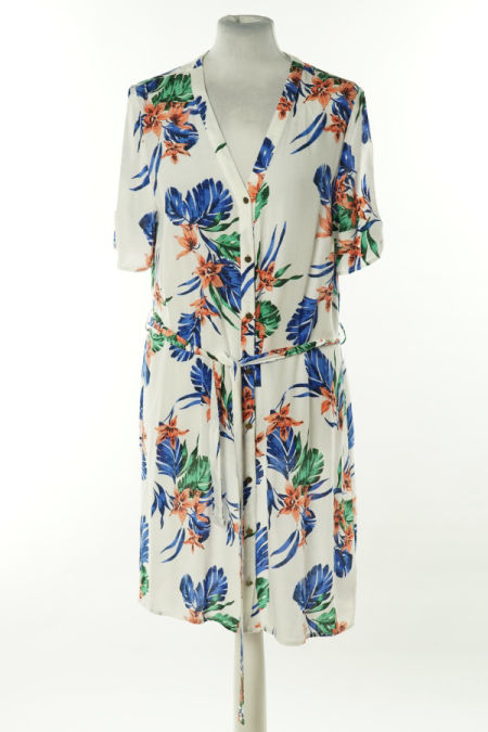 Sukienka biała w niebieskie liście i kwiaty