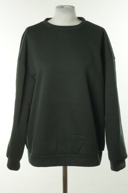 Bluza czarna z napisem i nadrukiem z tyłu