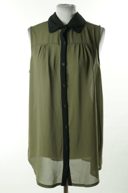 Bluzka khaki prześwitująca z czarnym kołnierzykiem